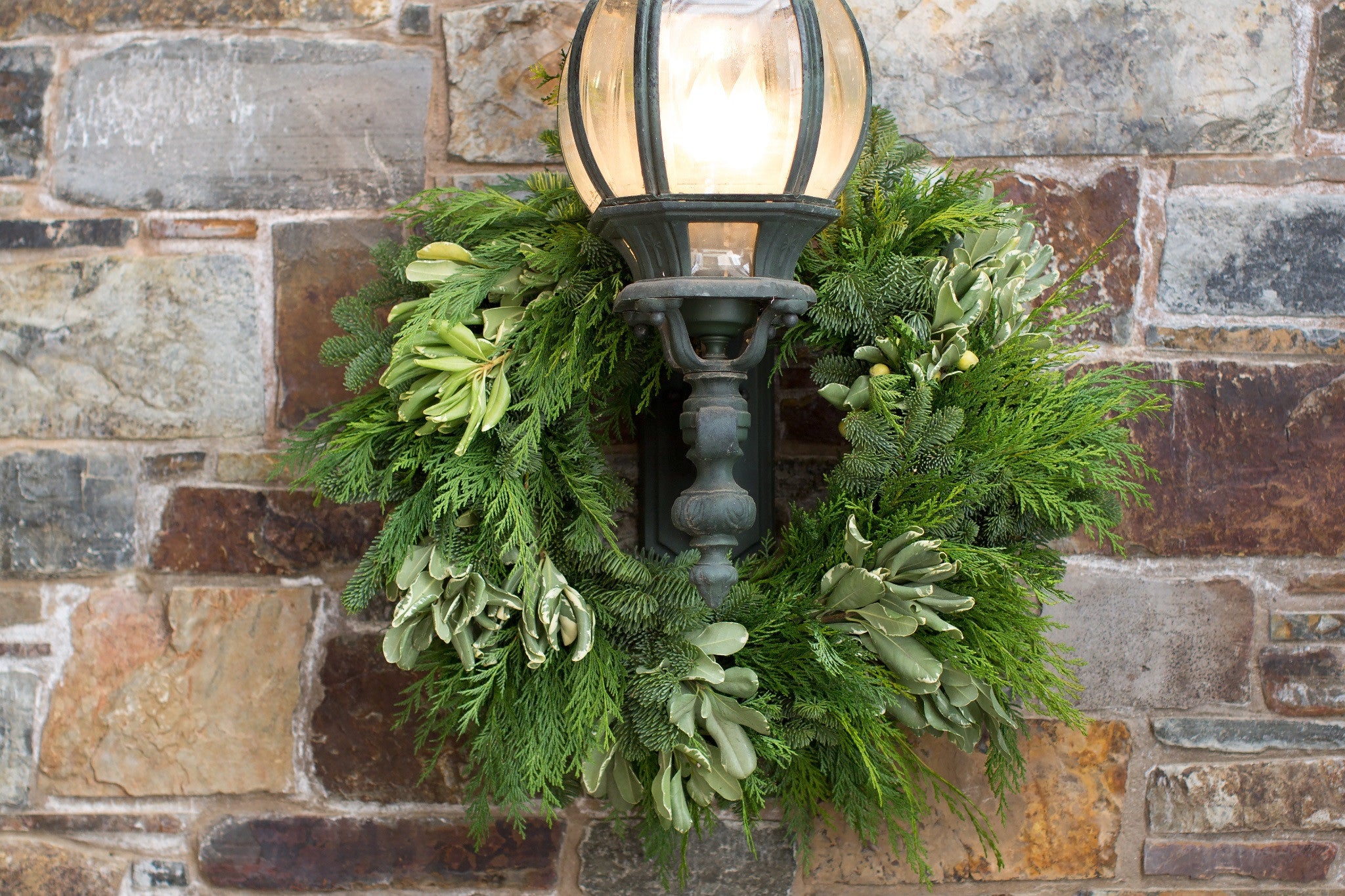 Holiday Decorating Ideas for Wreaths